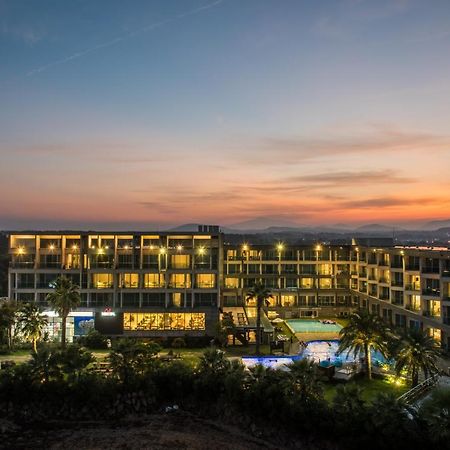 The Four Grace Resort Szogüpho Kültér fotó