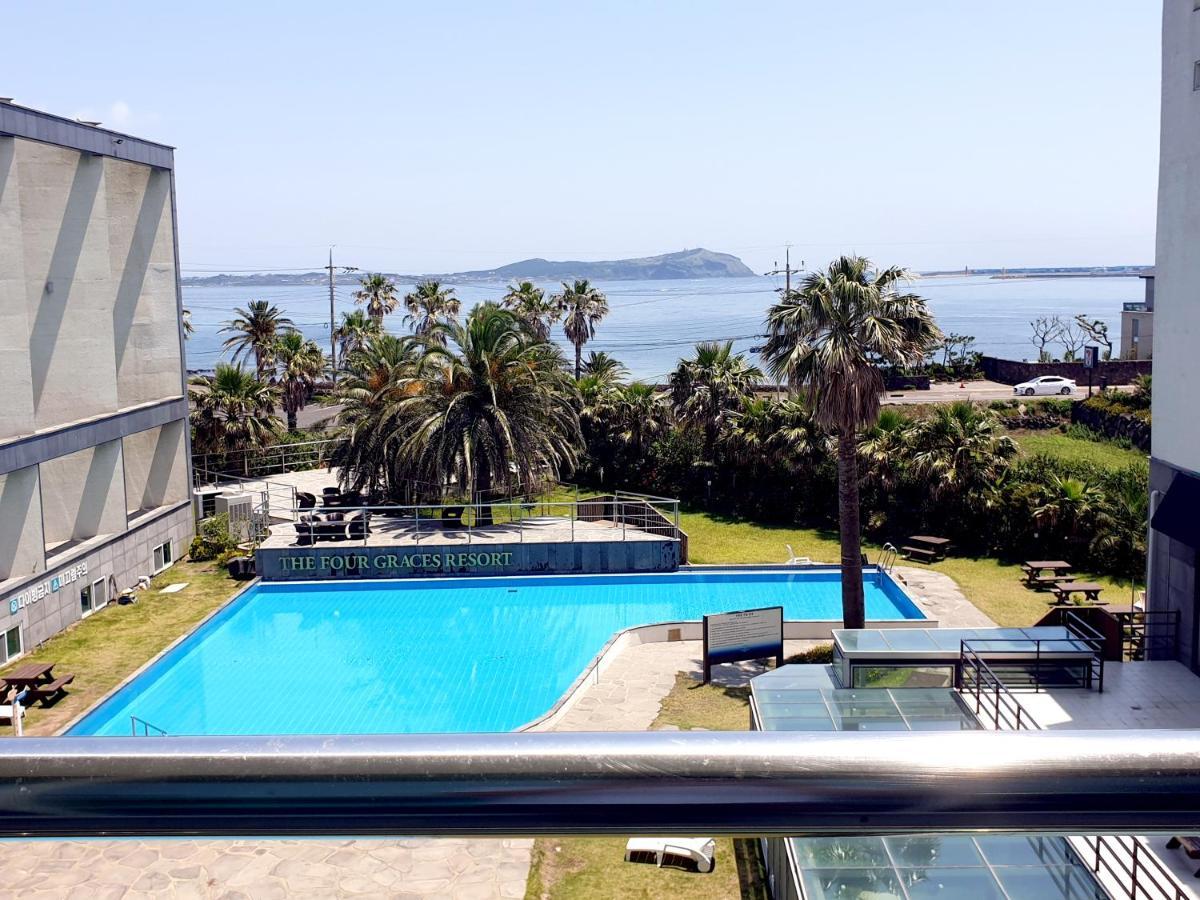 The Four Grace Resort Szogüpho Kültér fotó